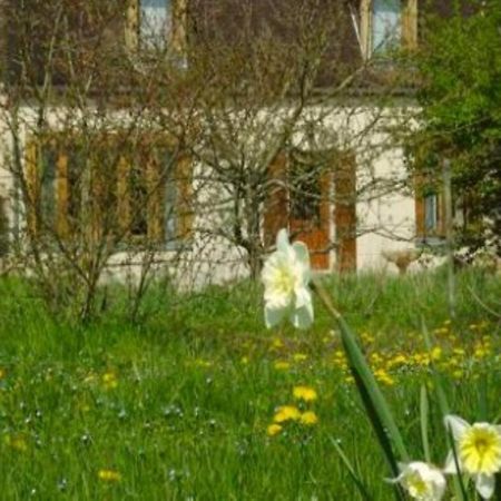 Chambres d'Hôtes Les Pierries Vézannes Exterior foto